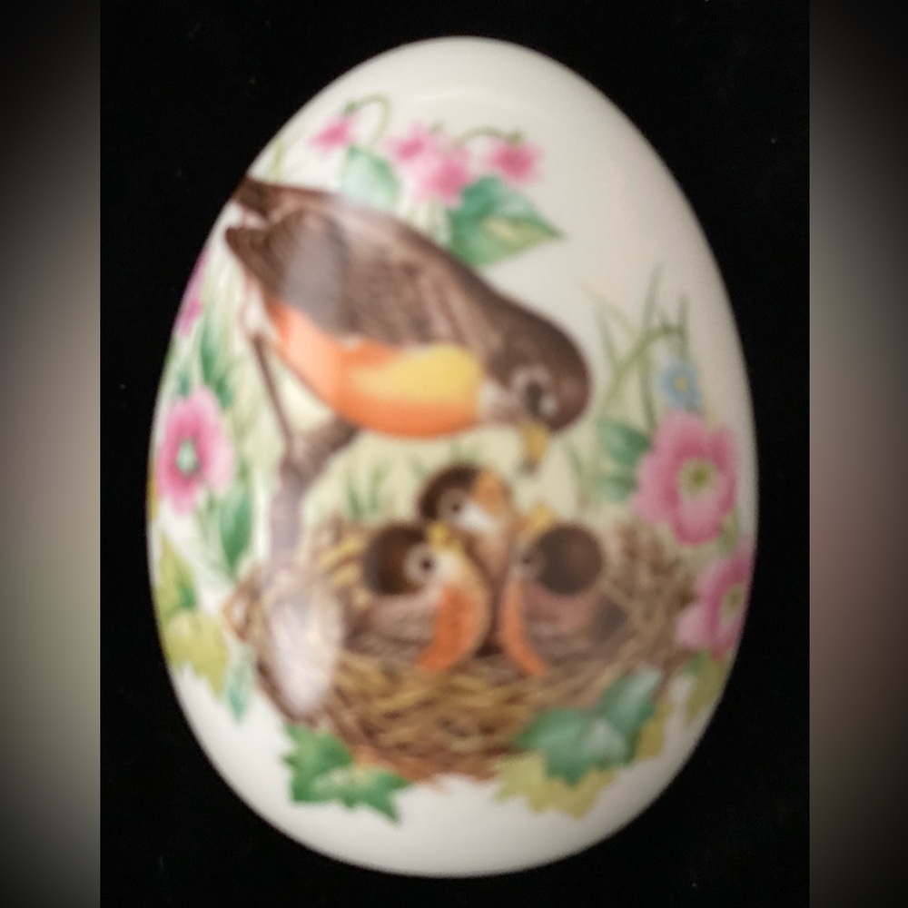 Vintage Avon Porcelain Egg